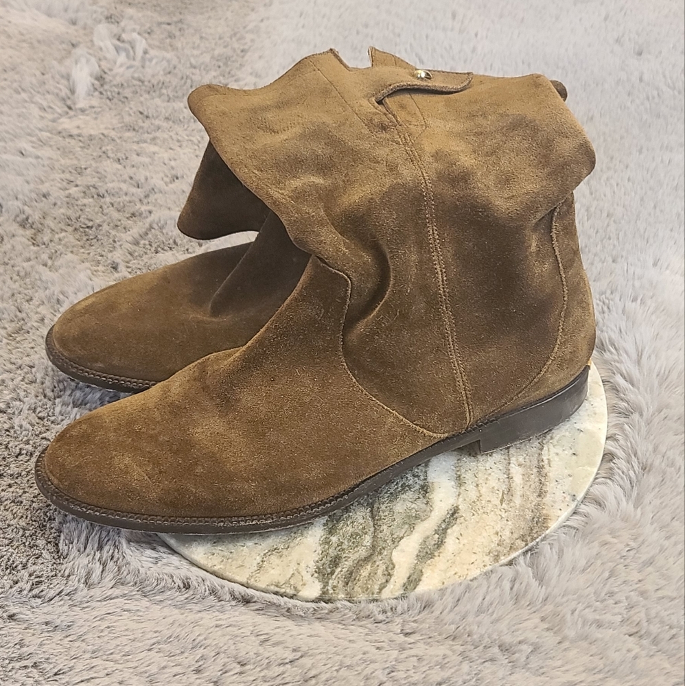 Authentic Burberry Suede Boots